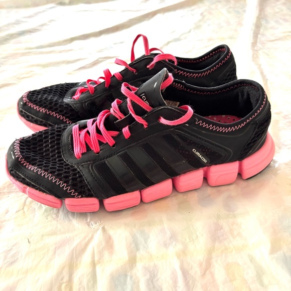 NWOT Adidas Climacool Oscillations Black and Pink Running Sneakers shoes SZ 8